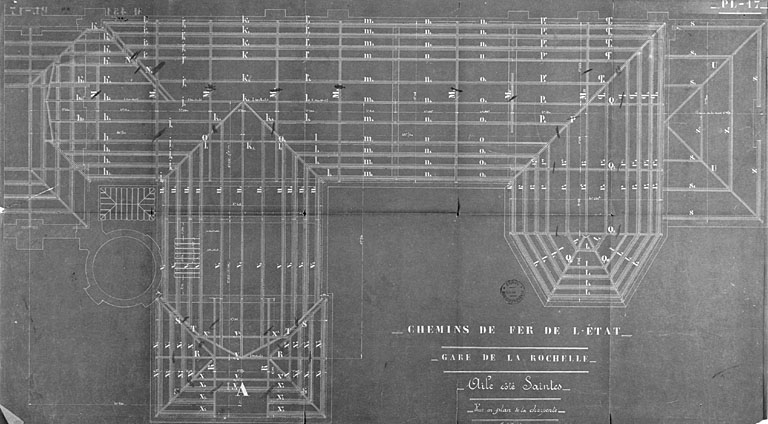 Hall des voyageurs, partie côté Saintes, plan de la charpente, en 1913, par Ménard et Gourdon (pl.17).