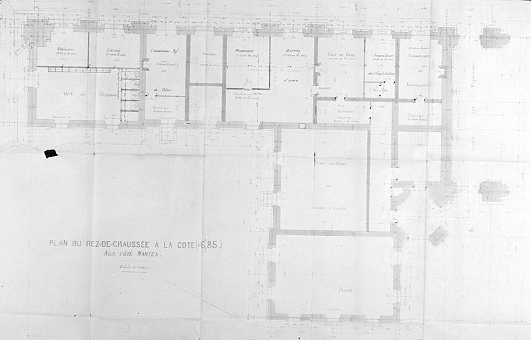 Bâtiment principal, aile côté Nantes, plan du rez-de-chaussée, en 1920 (pl. 4bis).