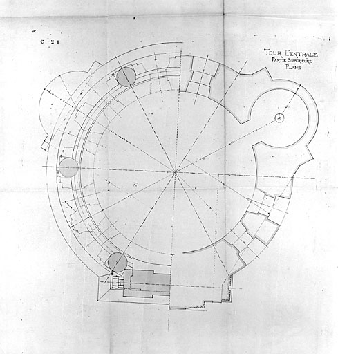 Bâtiment principal, tour centrale, plan de la partie supérieure, en 1911 (pl.6).