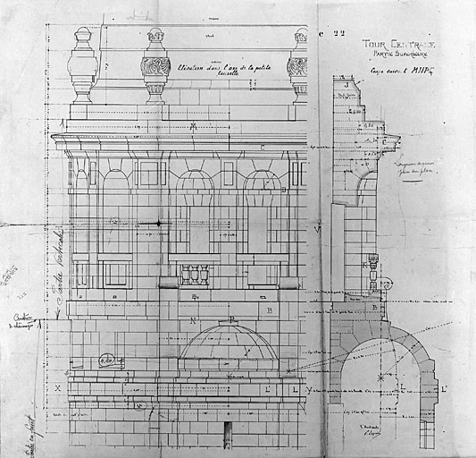 Bâtiment principal, tour centrale, partie supérieure, élévation et coupe par Esquié (pl.18).