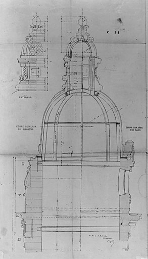 Bâtiment principal, tourelle d'angle, coupe sur l'axe du pilastre et sur l'axe des baies, par Esquié (pl.47).