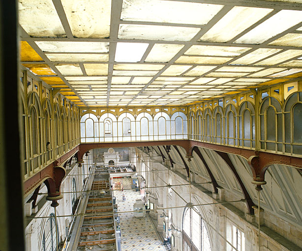 Corps de bâtiment principal, hall des voyageurs, verrière vue vers l'ouest.