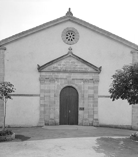 Façade, partie centrale.