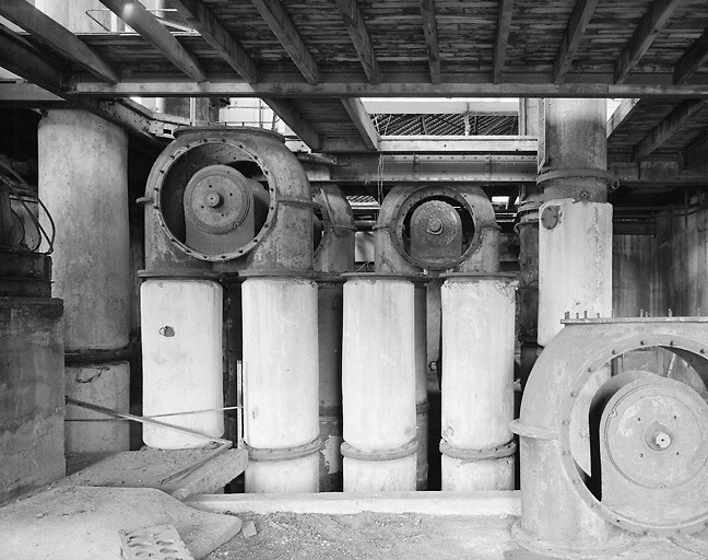 Salle des refroidisseurs.