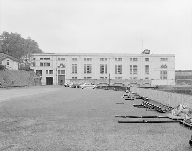Elévation nord de la salle des machines et des bureaux.