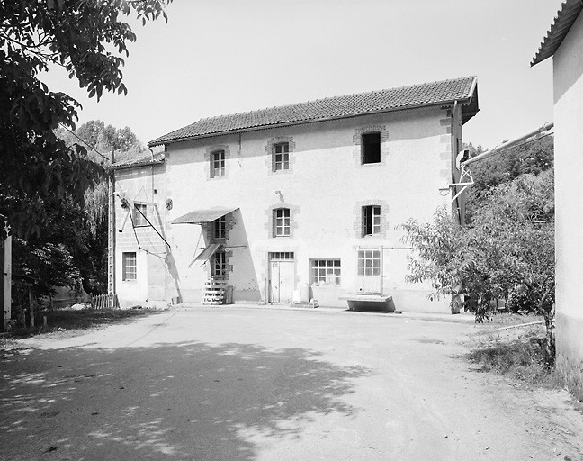 Moulin à blé ; minoterie