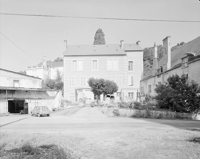 Deuxième logement patronal vu de l'est.