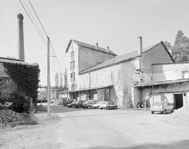 Moulin à papier ; malterie ; brasserie ; minoterie