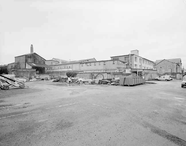Vue d'ensemble de l'usine de Vassalour prise du nord ouest.