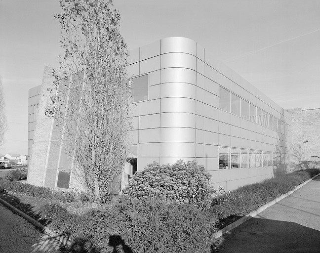 Vue du bâtiment d'administration prise du sud ouest.