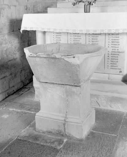 Fonts baptismaux.