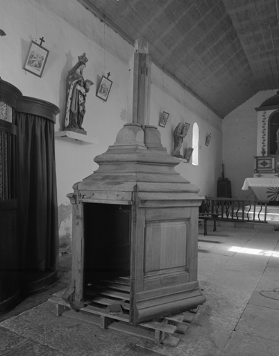 Chaire à prêcher.