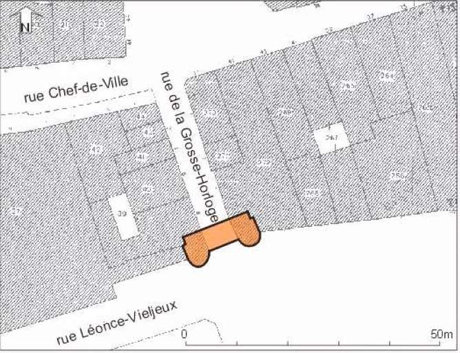 Plan masse, plan schématique des toitures, d'après le plan cadastral de 1976.