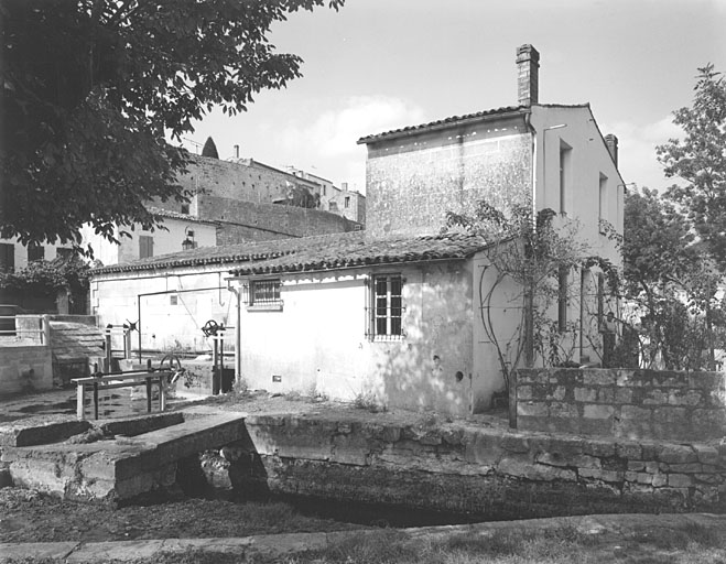 Vue prise du sud.