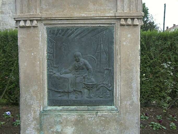 Monument de Jacques Bujault