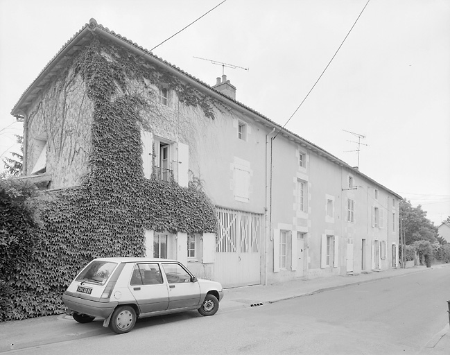 Elévations antérieures.