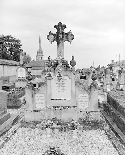 Première inhumation en 1891. Vue générale.