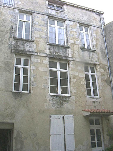 Corps de bâtiment postérieur, élévation sur cour.