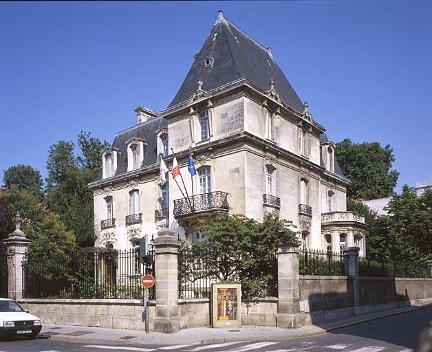Vue générale depuis le sud-est.