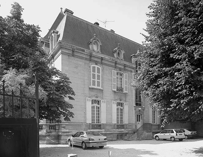Elévation postérieure nord.