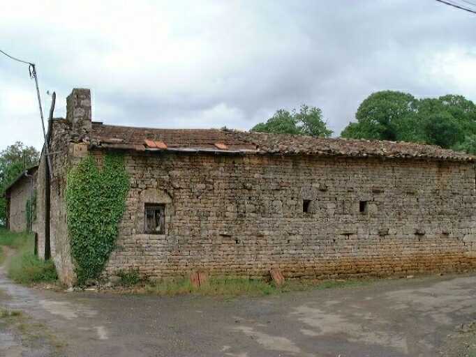 Ancien logis en ruines, élévation postérieure nord.