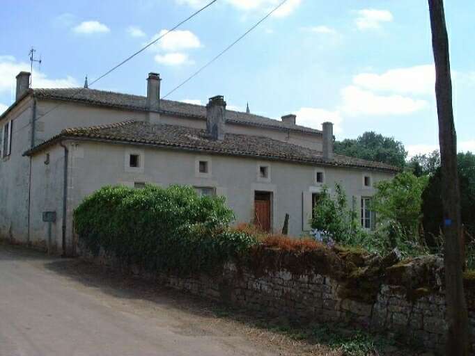 Logis principal et secondaire accolés, élévation antérieure du logis secondaire.