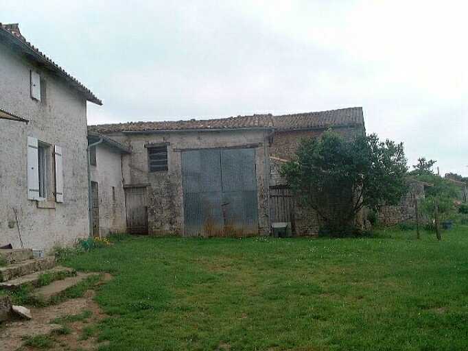 Grange, élévation antérieure, vue prise de l'ouest.