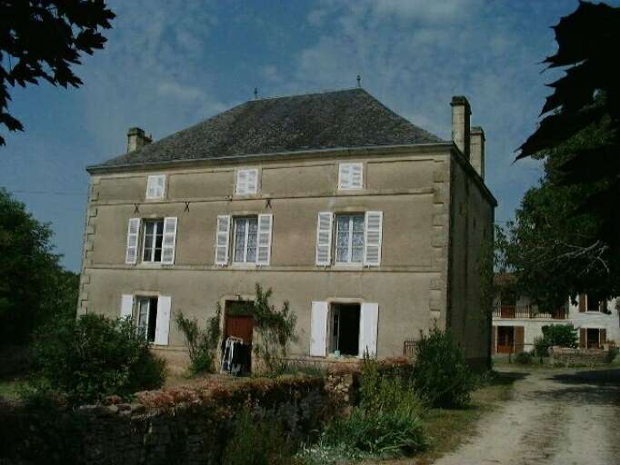 Logis, élévation antérieure, vue prise de l'est.