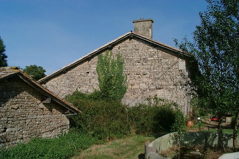 Logis, élévation latérale gauche, vue prise de l'ouest.