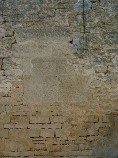 Logis, élévation latérale droite, détail de la mise en oeuvre des pierres formant le mur de fond du potager, vue prise de l'est.