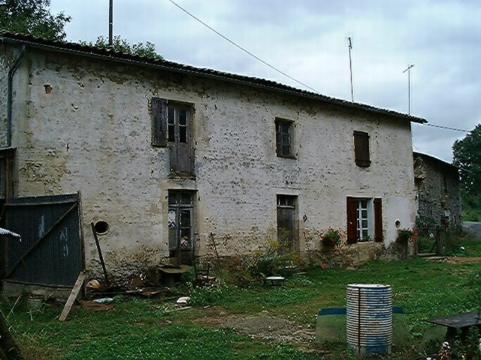 Logis et moulin de Moynard, construit en 1870, vue prise du nord-ouest.
