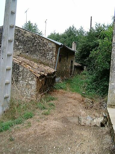 Ecurie, grange et ancien logis, élévations postérieures, vue prise du sud.