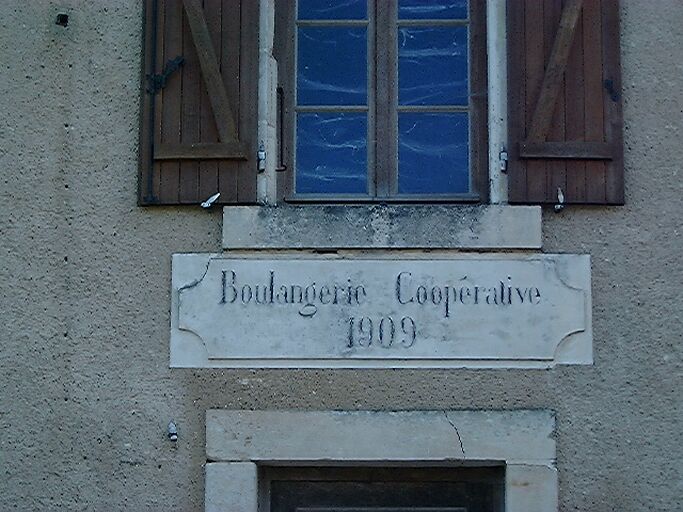 Détail de l'inscription et de la date.