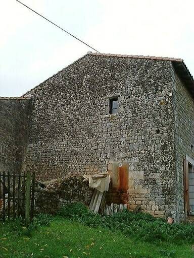 Logis, élévation latérale est, vue prise du nord-est.