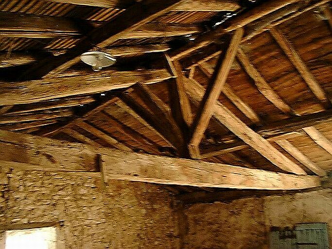 Logis principal, comble à surcroît, détail de la charpente.