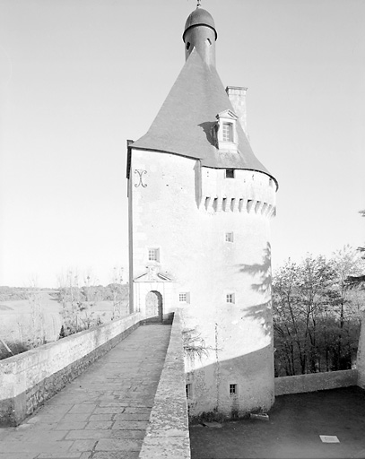 Tour Saint-Jean, élévation ouest.