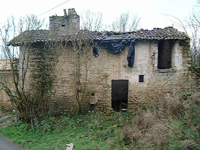 Ancien logis sur la parcelle AK 125, élévation antérieure, vue prise de l'est.