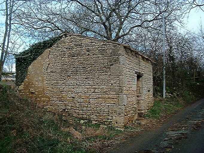 Dépendances, petite écurie, vue prise du sud.
