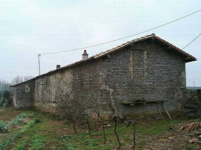 Logis, élévations latérale gauche et postérieure, vue prise du nord.