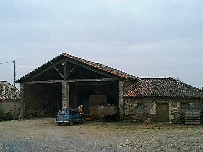 Dépendances, grange-étable-hangar, élévation antérieure, vue prise du nord.