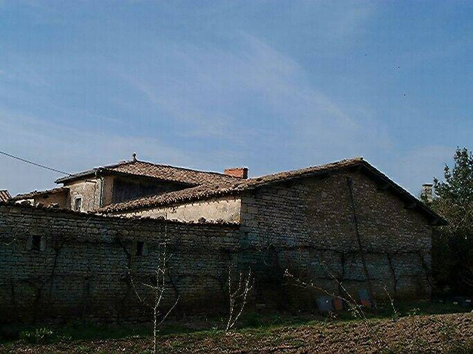 Elévation est, bâtiment accolé en retour d'équerre, vue prise du sud-est.