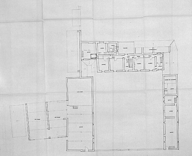 Agrandissement de bâtiments en vue de l'installation d'un monastère. Avant-projet sommaire 196-03. Plan du 1er étage. Etat actuel. Poitiers le 28 mai 1996, par Denis Thoumin.