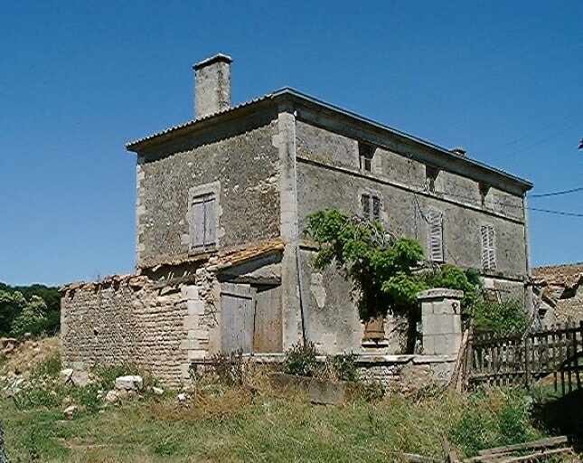 Logis, élévation latérale gauche, vue prise de l'ouest.