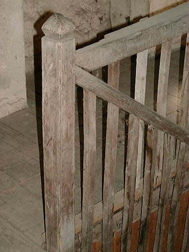 Escalier, rampe, niveau du comble.