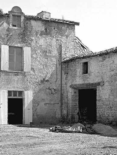 Logis, élévation antérieure, dernière travée à droite et partie sud du bâtiment en retour d'équerre
