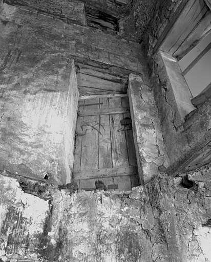 Logis, tour sud, intérieur, transition de la tour ronde à une tour carrée