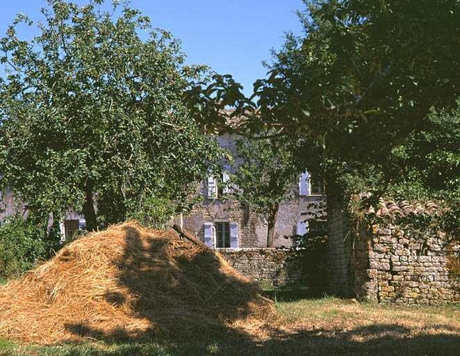 Logis, élévation antérieure, vue prise du nord-ouest