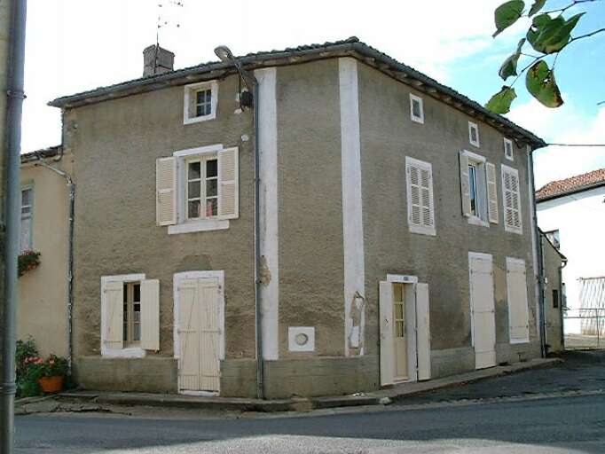 Logis, élévations antérieure et latérale.