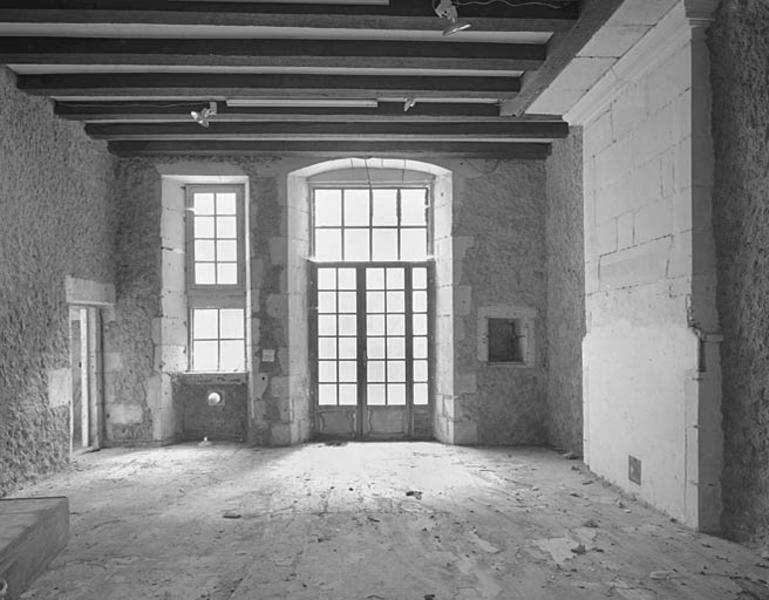 Corps de bâtiment nord, intérieur, pièce ouest au rez-de-chaussée vue vers le sud