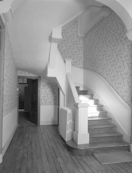 Logis, partie nord, escalier